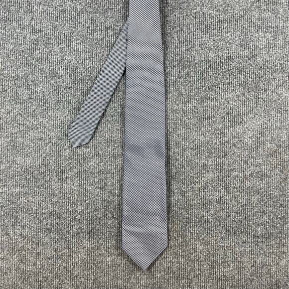 Brooks Brothers Tie NWT 3.5X58 Gray Geometric Allover All Silk Made In USA - Picture 1 of 9
